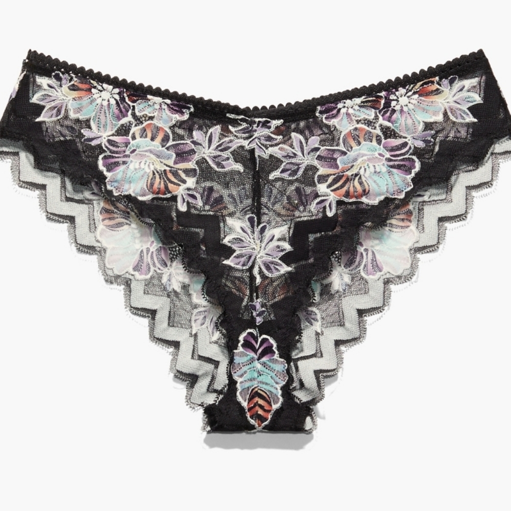 Zig zag zen lace cheeky